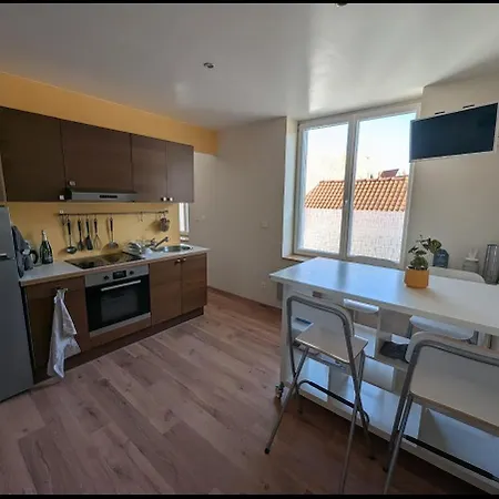 شقة Les Garennes A Deux Pas De La Et Du Centre Ville, Menage Inclus ويميرو